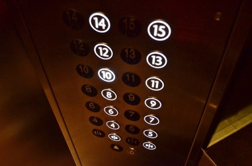 elevator-358249_640 (1)